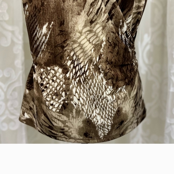 Evan-Pioneer Brown Abstract Snakeskin sleeveless faux wrap blouse - Picture 5 of 11